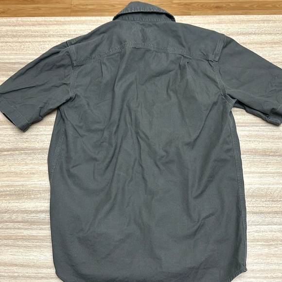 Two Men’s Carhartt relaxed fit button up shirts size small - Picture 5 of 12